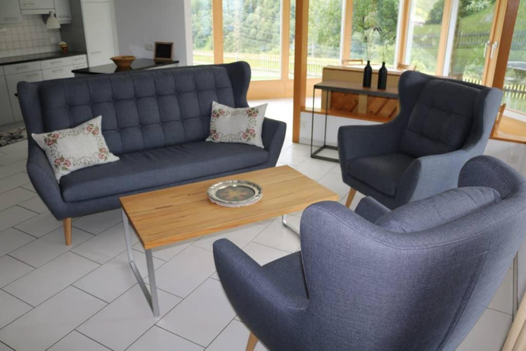 Ferienwohnung Fuer 5 Personen In Cumpadials, Inmitten Der Surselva Sumvitg Eksteriør billede